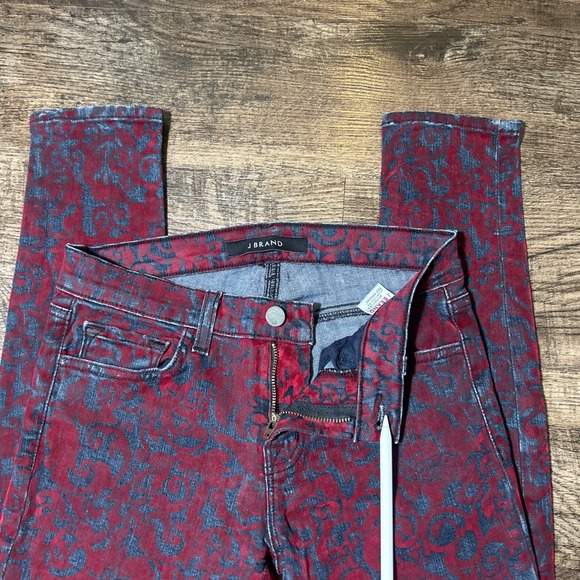 J Brand Red Brocade Skinny Jeans Size 25 | Style 811T6 IMB | Made‎ in USA - Picture 5 of 10